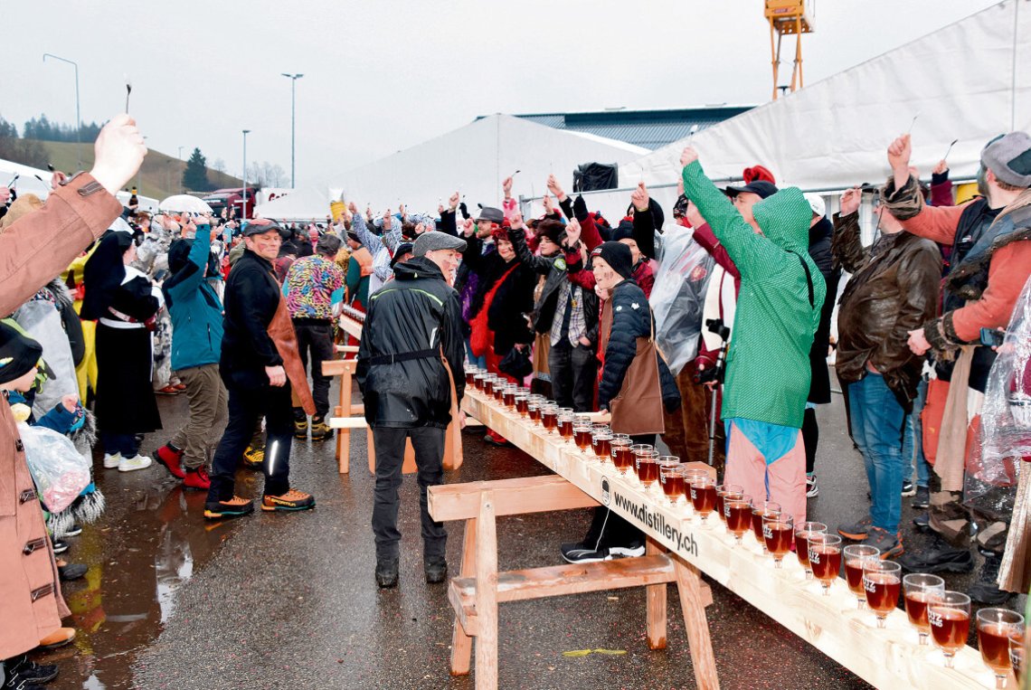 40 Jahre – 40 Meter – 440 Kaffee Luz –  ein Weltrekordversuch
